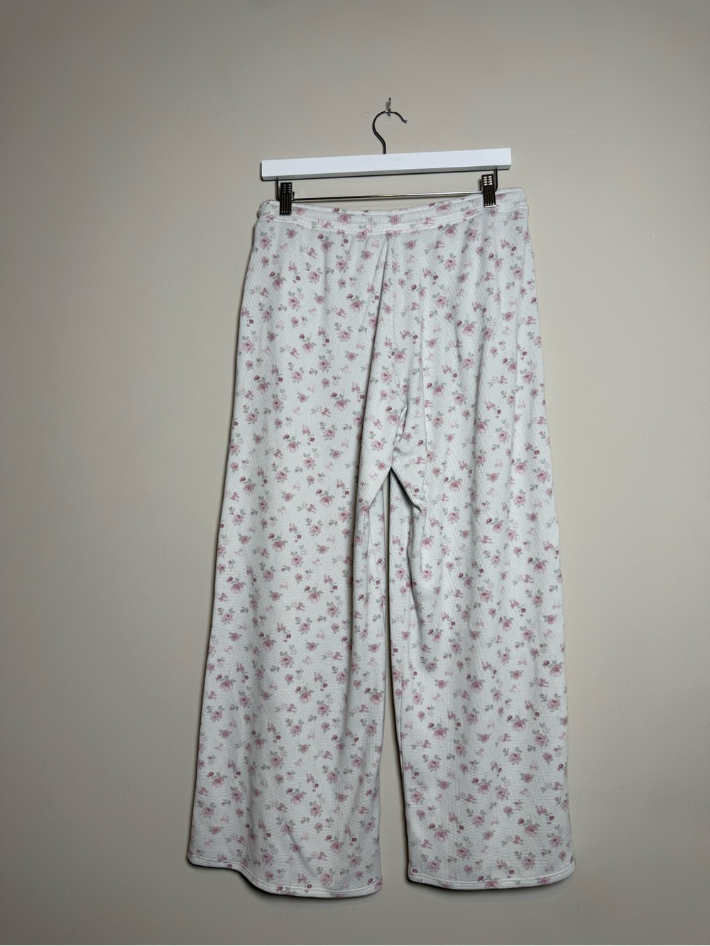 Gilly Hicks | Floral Pajama Set Waffle Knit Lounge Sleepwear 2 Pc | Medium - Picture 5 of 16
